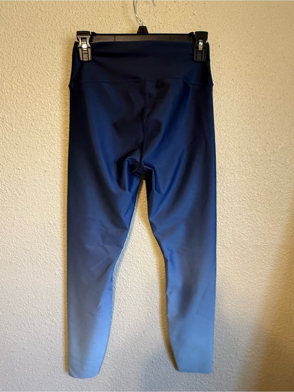 Good American Ombre Navy to Sky Blue High-Rise Leggings - Picture 3 of 4